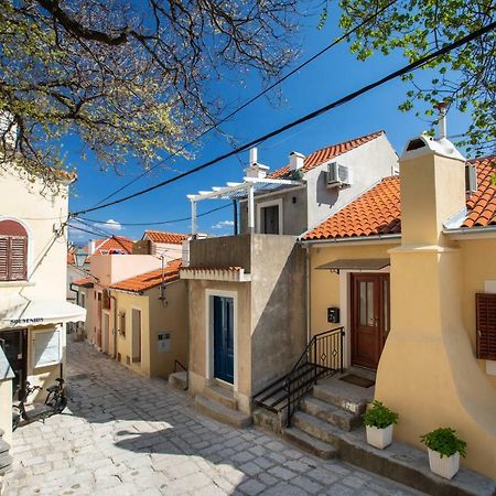 Little House In Baska Apartamento Exterior foto