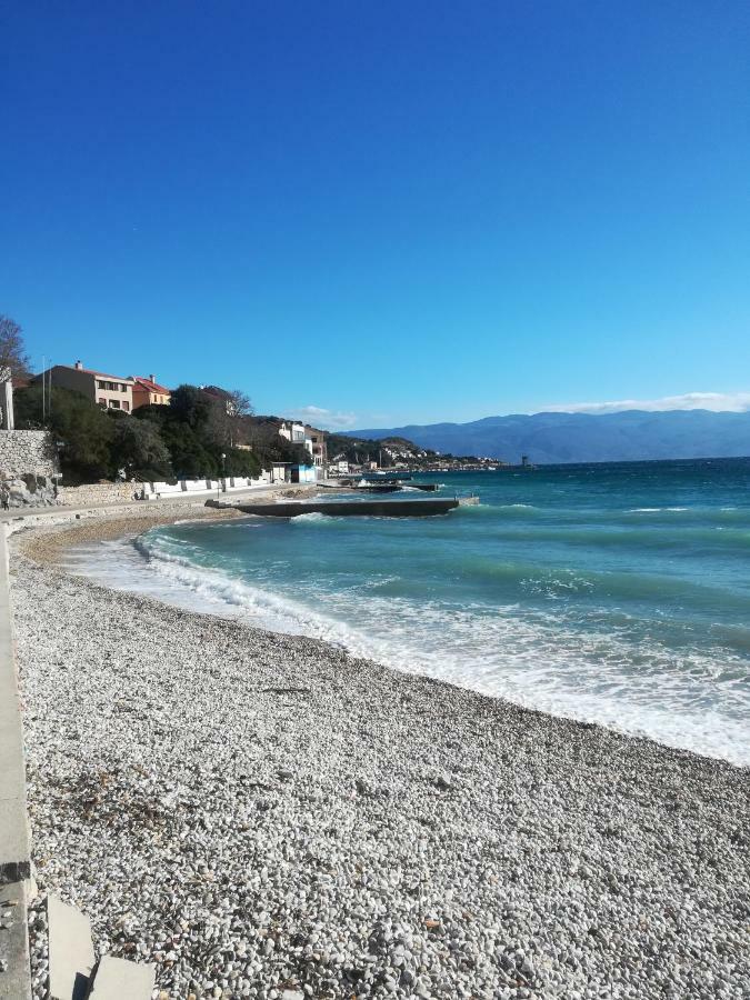 Little House In Baska Apartamento Exterior foto