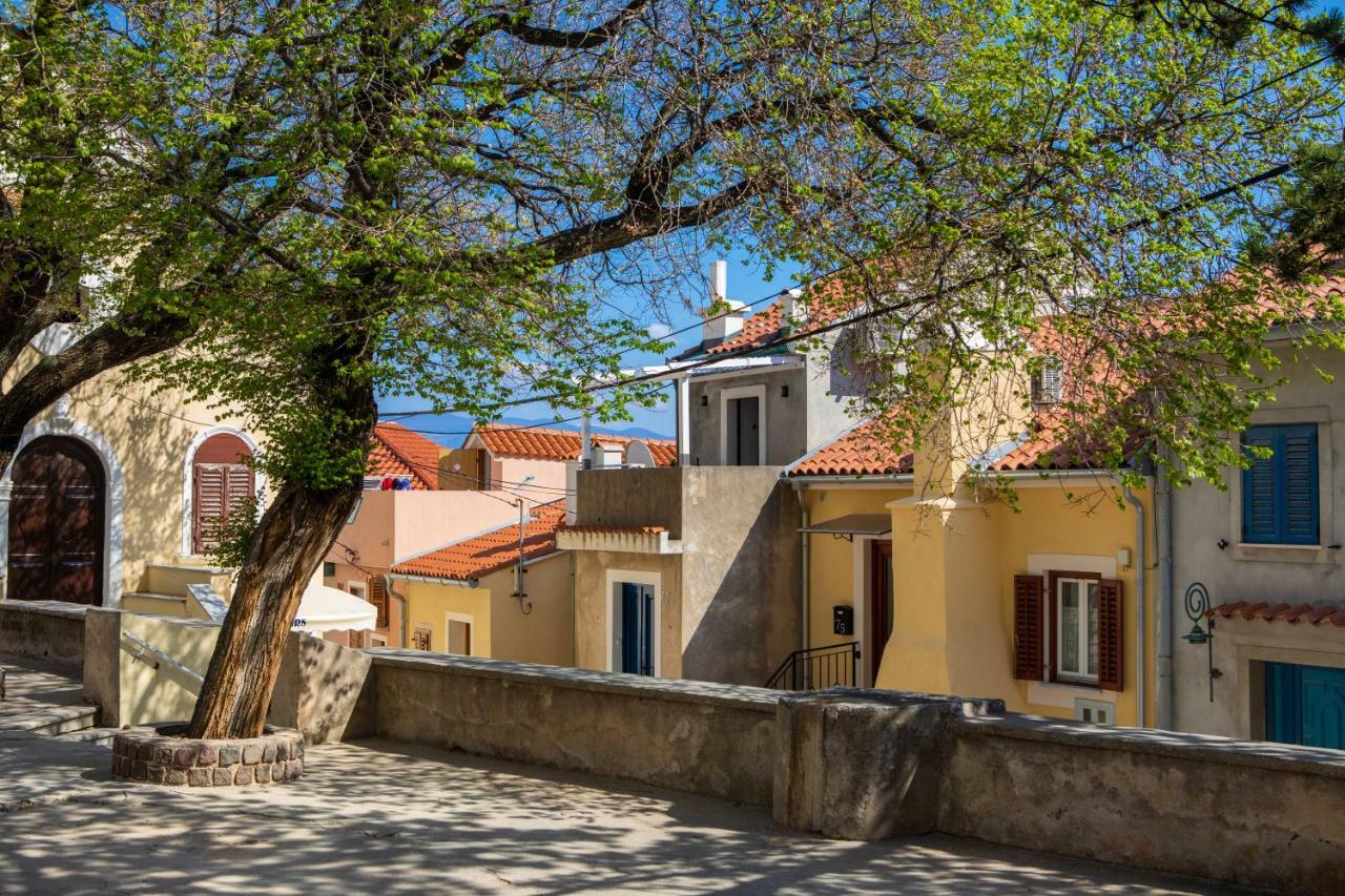 Little House In Baska Apartamento Exterior foto