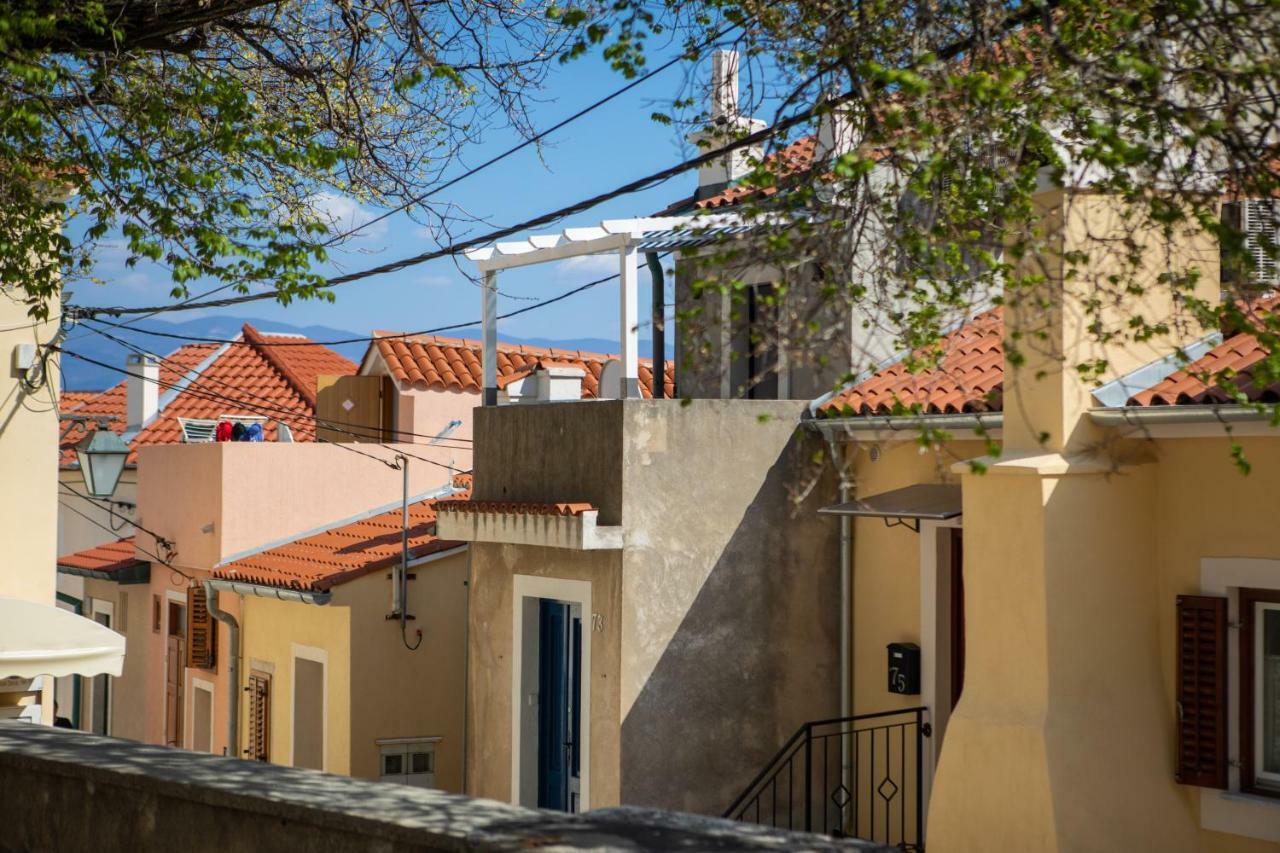 Little House In Baska Apartamento Exterior foto